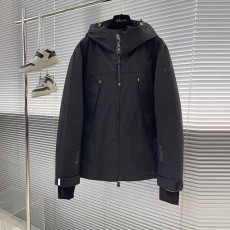 몽클레어 Moncler 남성 패딩 M02897