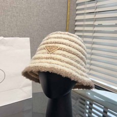 프라다 PRADA 여성 벙거지 모자 PR0145