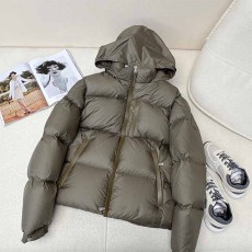 몽클레어 Moncler 여성 패딩 M02963