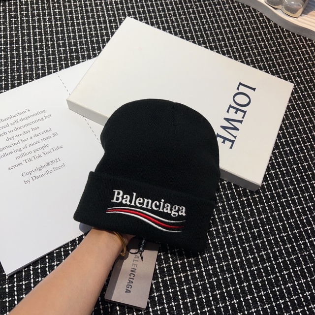 발렌시아가 Balenciaga 여성 비니모자 BG0181