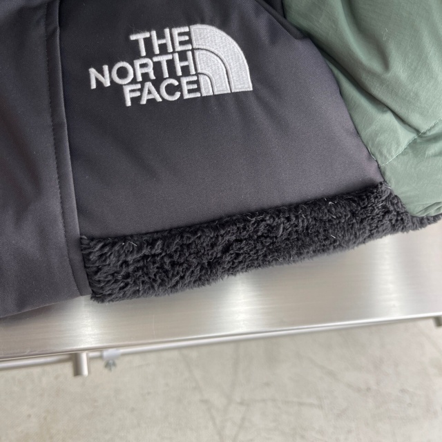 노스페이스 THE NORTH FACE 남성 패딩 TNF029