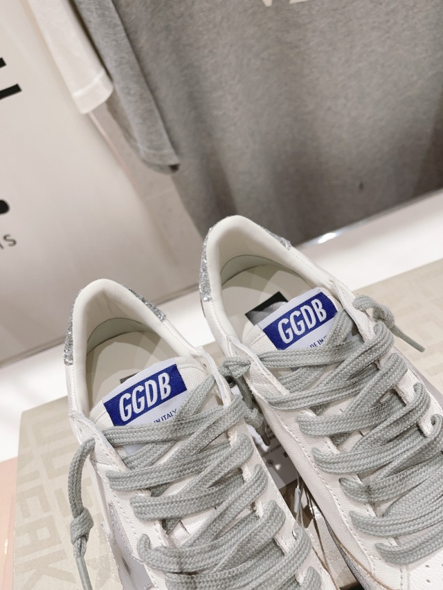 골든구스 GOLDEN GOOSE 여성 스니커즈 GD0575