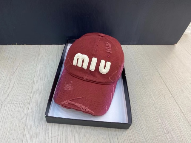 미우미우 MIUMIU 남여공용 볼캡모자 MU026