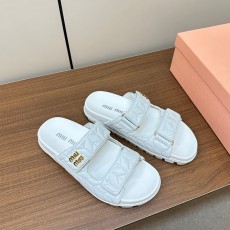 미우미우 MIUMIU 여성 슬리퍼 MU01445