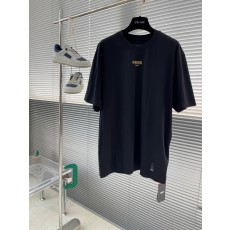 펜디 FENDI 남성 라운드 반팔 F188