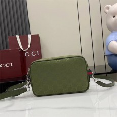 구찌 GUCCI 캔버스 크로스바디백 834802 GU1413