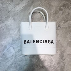 발렌시아가 Balenciaga 에브리데이 토트백 BC0302