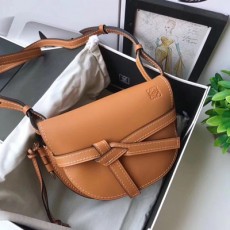 로에베 LOEWE 미니 게이트백 LW052