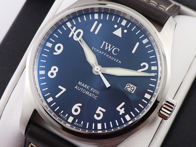 아이더블유씨 IWC 마크18 파일럿 IC002