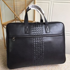 보테가 BOTTEGA VENETA 남성 서류백 BO0456