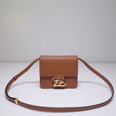 펜디 FENDI 칼리 그래피 숄더백 FD0567