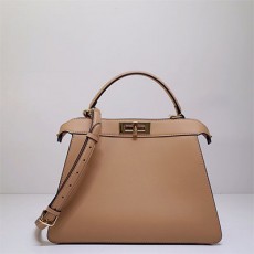 펜디 FENDI 아이코닉 피카부 백 FD0661