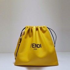 펜디 FENDI 팩 미디움 파우치 FD0676