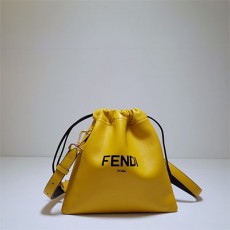 펜디 FENDI 팩 스몰 파우치 FD0673