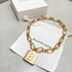 발렌시아가 BALENCIAGA 세트 BA0003