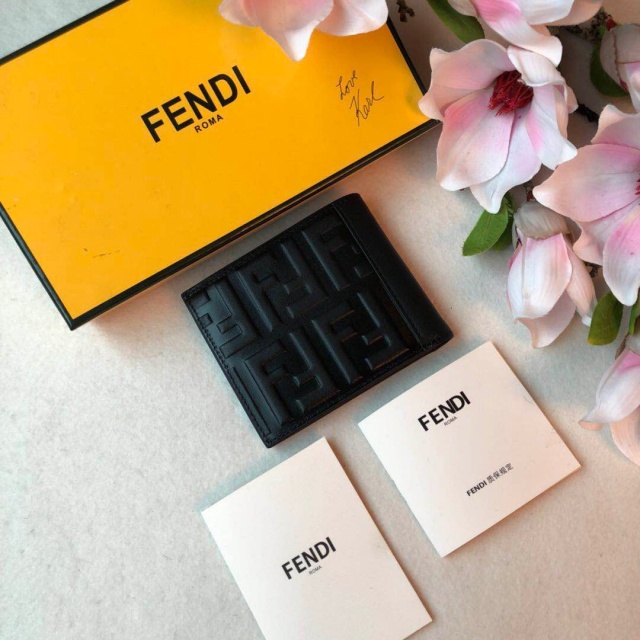 펜디 FENDI 남성 반지갑 FN102