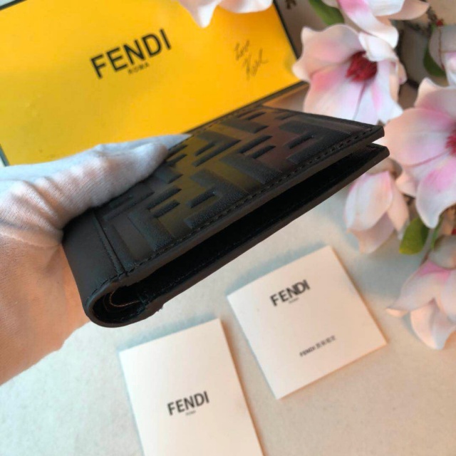 펜디 FENDI 남성 반지갑 FN102