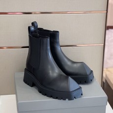 발렌시아가 Balenciaga 남성 앵클부츠 BG0690