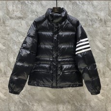 톰브라운 THOMBROWNE 남성 패딩 T398