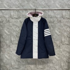 톰브라운 THOMBROWNE 남성 패딩 T411