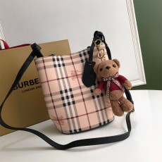 버버리 BURBERRY 스몰 버킷백  2888380 BB0808