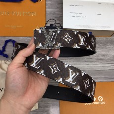 루이비통 LOUIS VUITTON 남성 양면 벨트 LV0559