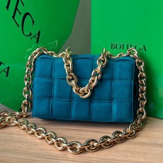 보테가 BOTTEGA VENETA  체인 카세트백 6831421 BO0785