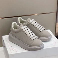 매퀸 Mcqueen 남여공용 오버솔 스니커즈 M377