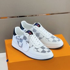 루이비통 LV 남성 리볼리 스니커즈 LV3779