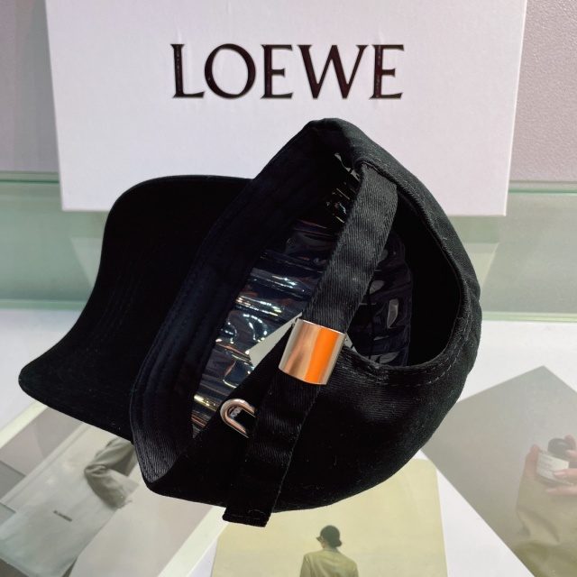 로에베 LOEWE 남여공용 볼캡 모자 LW011