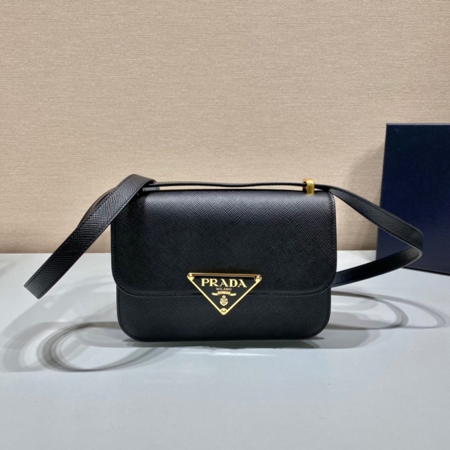 프라다 PRADA  삼각 로고 사피아노 레더 숄더백 1BD320 PD0827