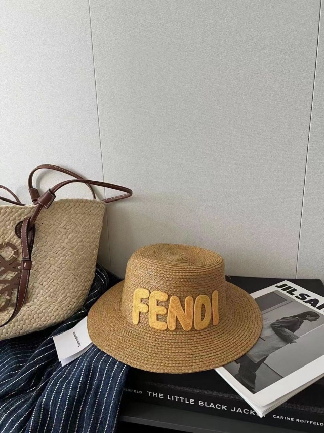 펜디 FENDI 여성 햇모자 F0097