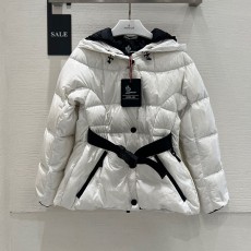 몽클레어 Moncler 여성 패딩 M02487