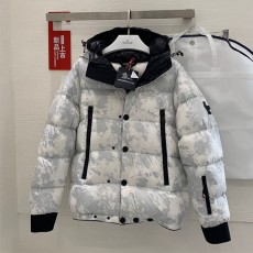 몽클레어 Moncler 남여공용 패딩 M02603