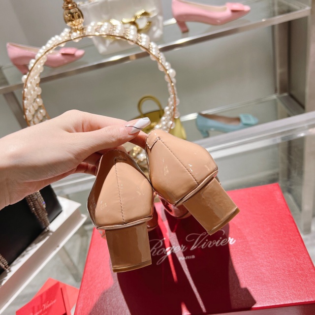 로저비비에 ROGER VIVIER 여성 펌프스 RV163