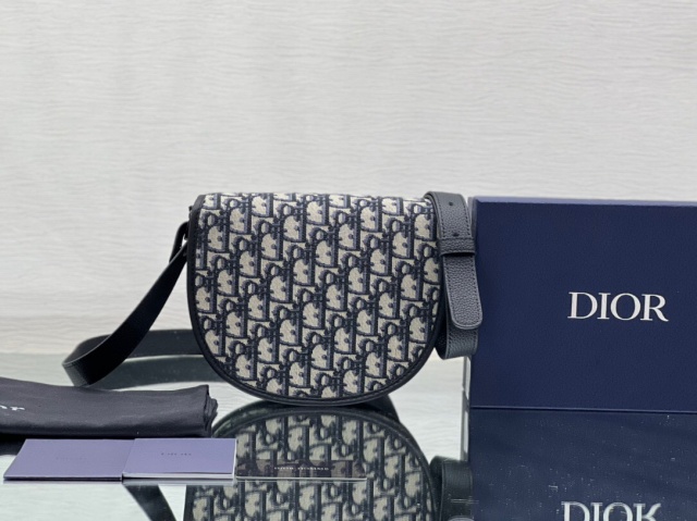 디올 DIOR 남성 갤롭 메신저백 DR952