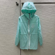 몽클레어 Moncler 여성 바람막이 자켓 M02700