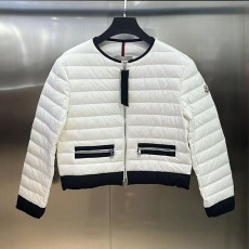 몽클레어 Moncler 여성 패딩  M02785