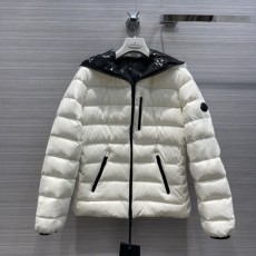 몽클레어 Moncler 여성 패딩 M02801